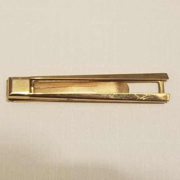 SWANK Other - Vtg goldtone signed Swank tie clip- stained